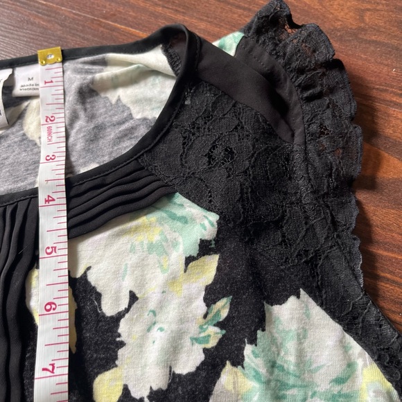 Cute Elle Tank Top with Lace Cap Sleeves - Picture 5 of 7